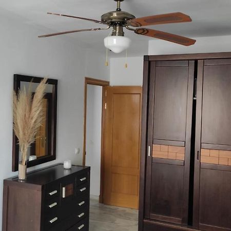 Apartamento La Marina طريفة المظهر الخارجي الصورة