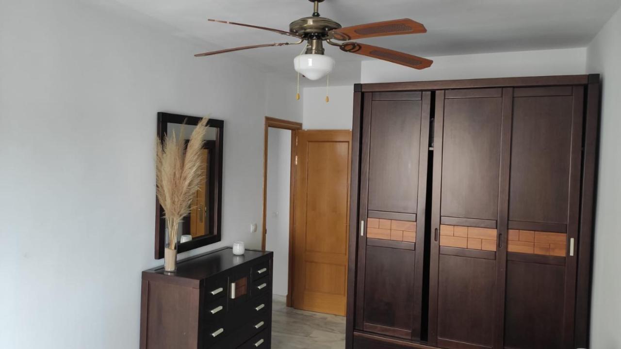 Apartamento La Marina طريفة المظهر الخارجي الصورة